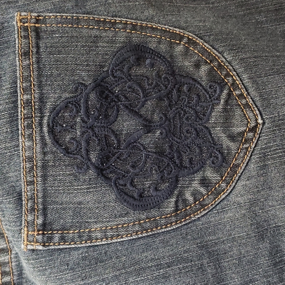 Size 12 Bogari jeans cropped.  E99 - Picture 4 of 10
